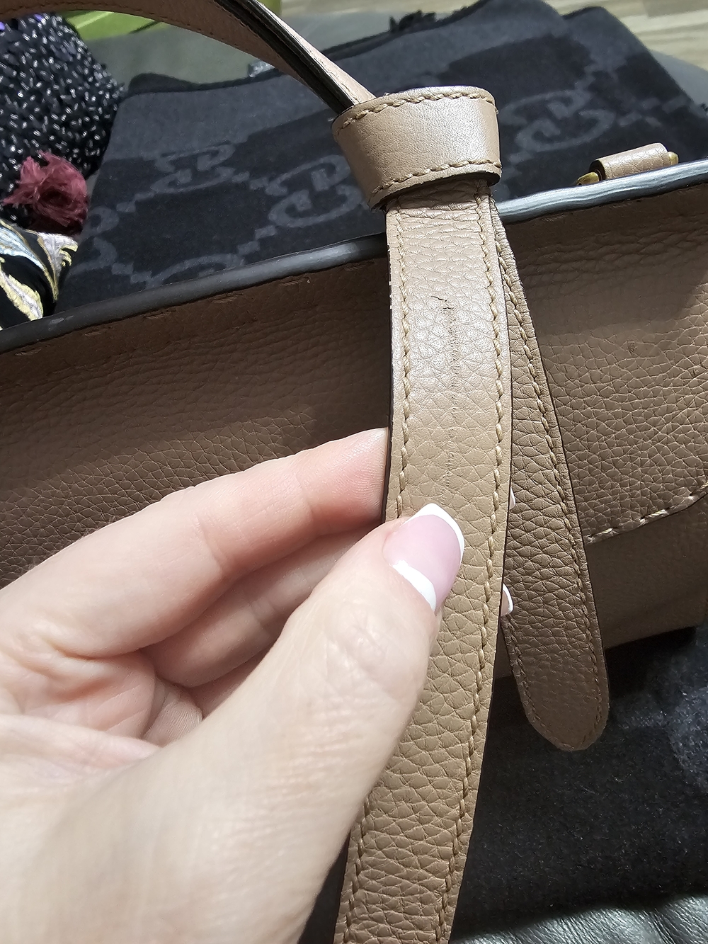 Gucci Pearl Double G Top Handle Bag in Taupe - Picture 16 of 16